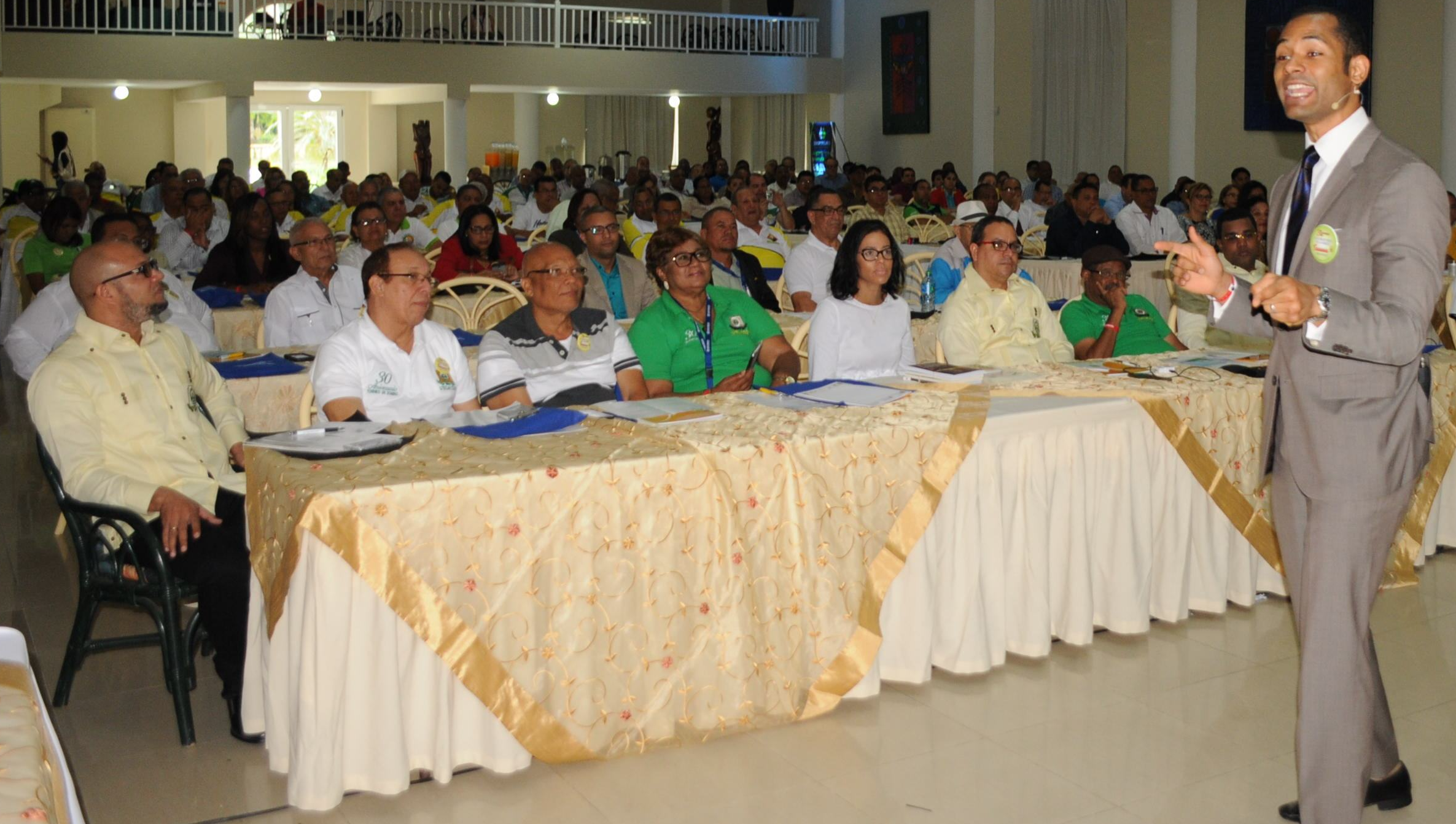 Jonathan D'Oleo ante cooperativistas RD